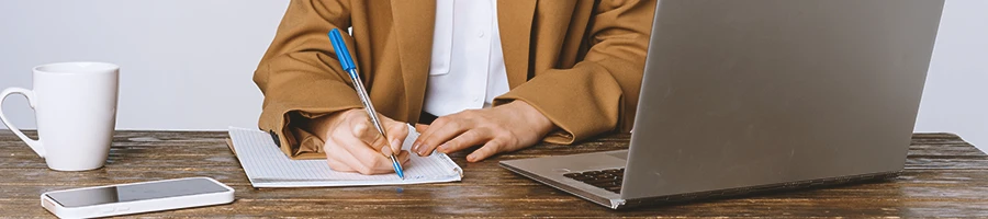 A registered agent in Georgia doing work in an office