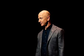 Venture Smarter | Jeff Bezos to Sell $5 Billion of Amazon Shares Amid AI Boom Jeff Bezos
