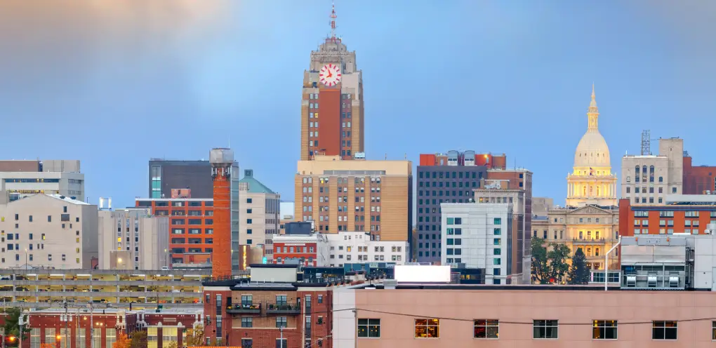 密歇根州兰辛 （1） （1） （1）