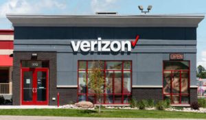 Venture Smarter | Verizon's $20B Frontier Acquisition to Boost Fiber Reach in U.S. Verizon